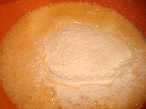 طرز تهیه کیک یزدی با پیمانه