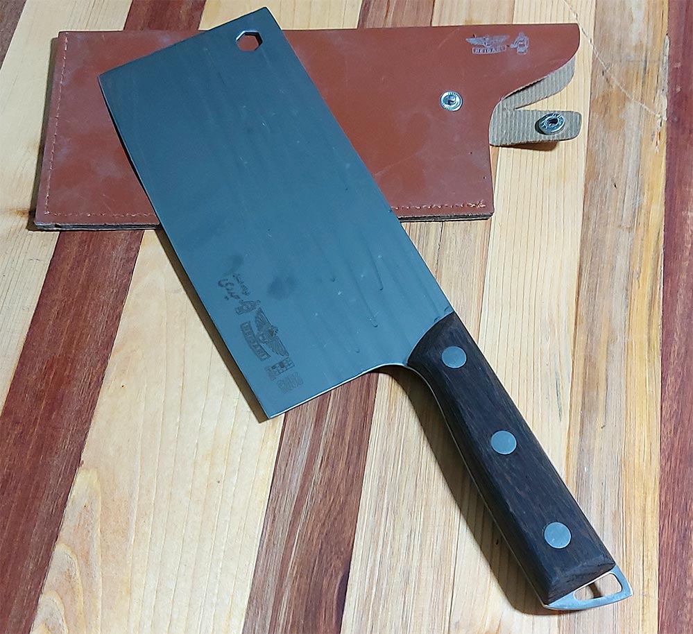 ساطور صربستانی اصل