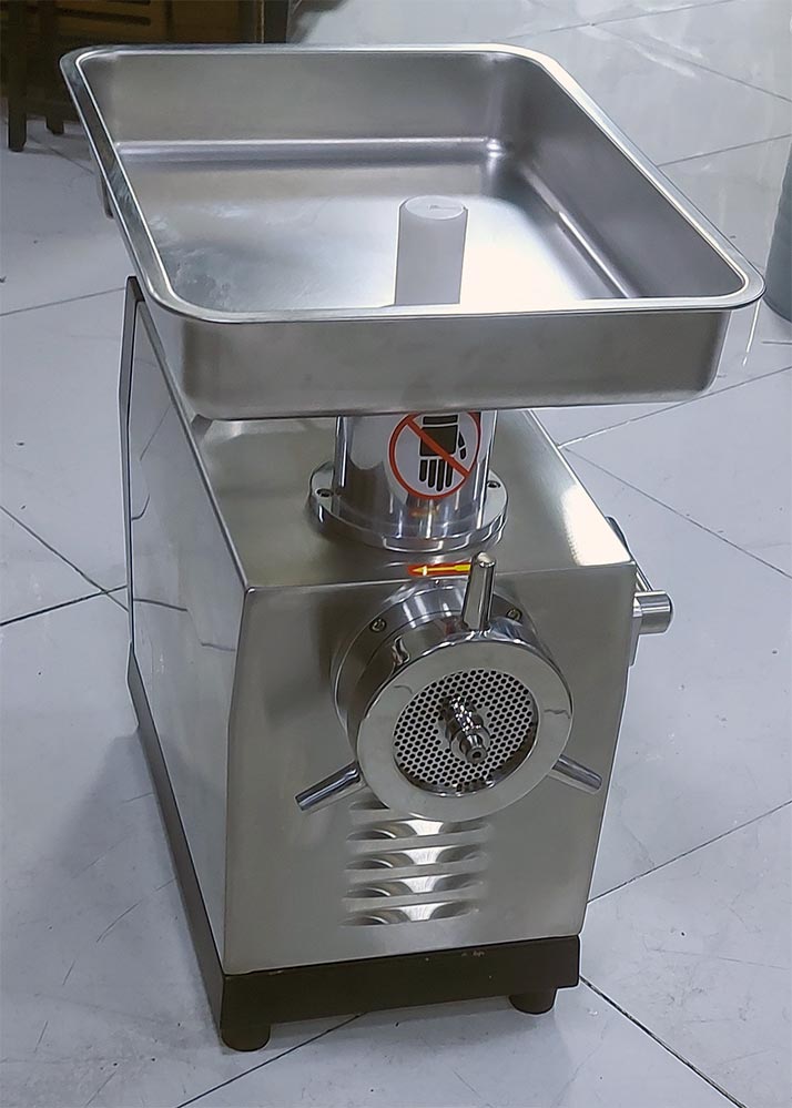 چرخ گوشت بست