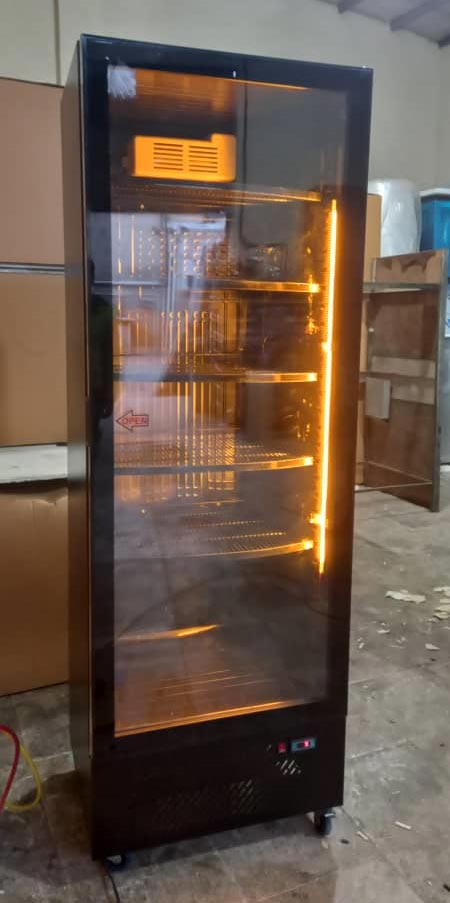 یخچال نوشابه رایگان
