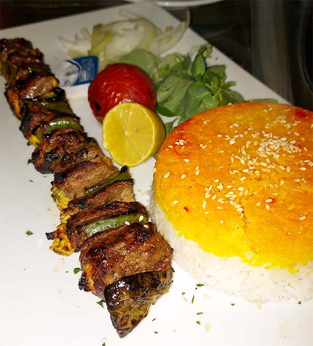 رستوران دنیز مهرشهر