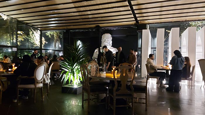 رستوران با موسیقی زنده در مهرشهر کرج