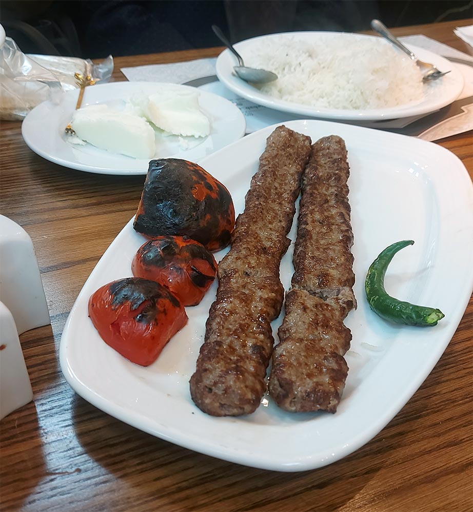 کبابی امیر خیز کرج