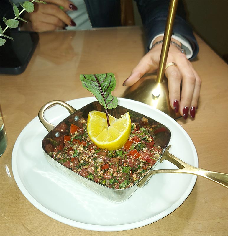 کافه رستوران عربی عتیق کافه رستوران عربی عتیق