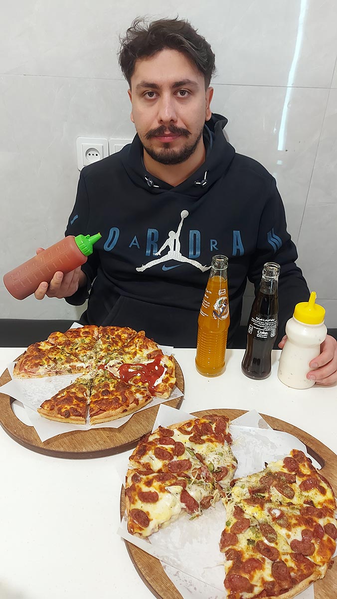 پیتزا کلبه لارستان