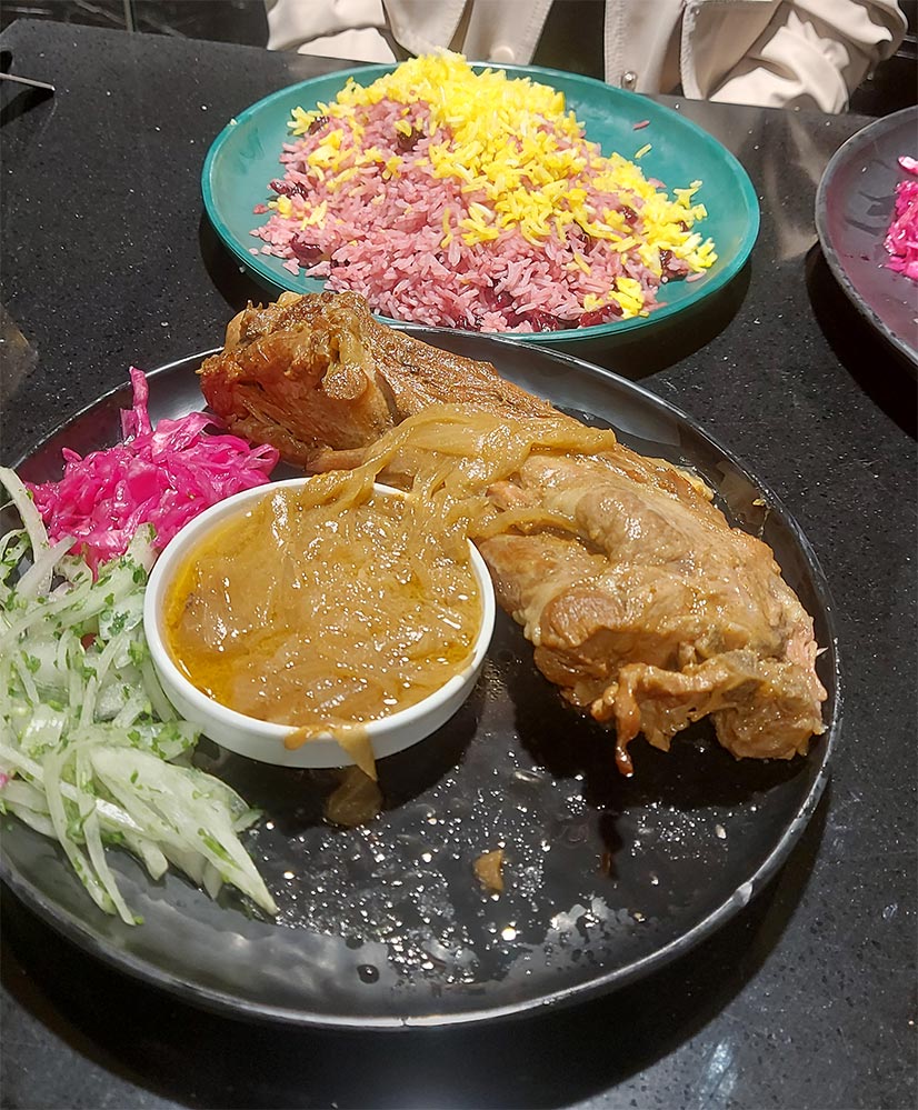 آلبالو پلو با گردن آلبالو پلو با گردن