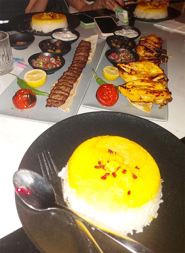 چلو کباب و جوجه چلو کباب و جوجه