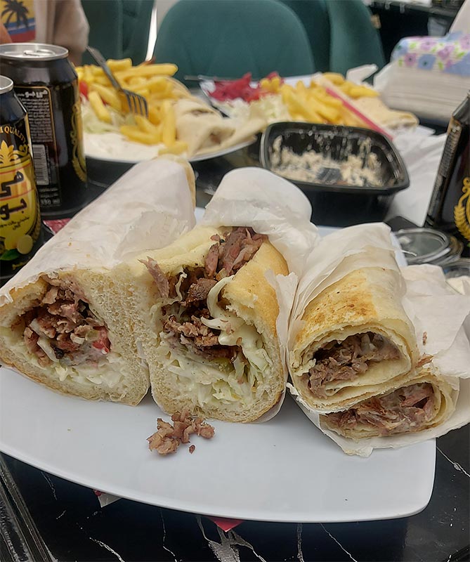 ساندویچ شاورما