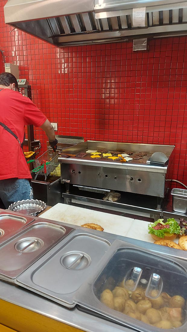 آشپزخانه مغازه برگرشاپ آشپزخانه مغازه برگرشاپ