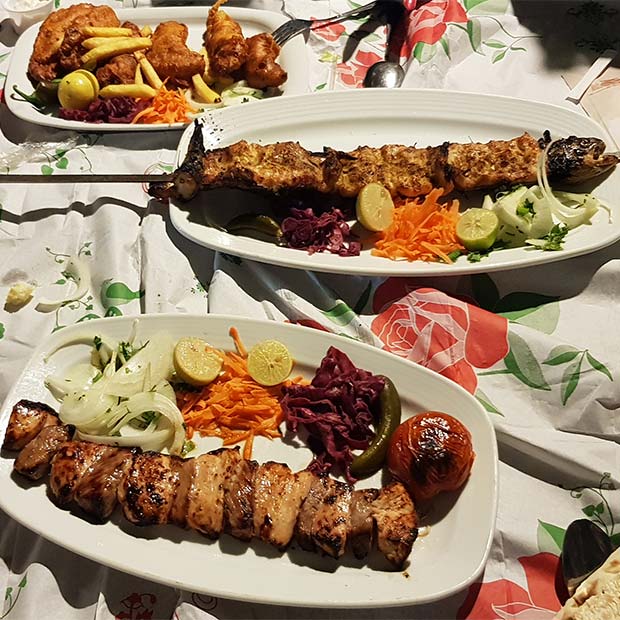 رستوران رایکا