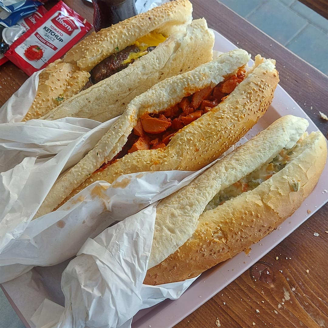 اغذیه بهروز در سهروردی تهران