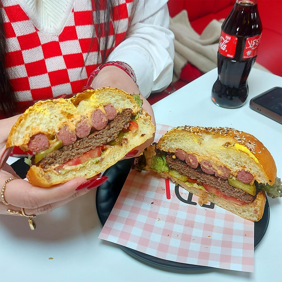 برگر من در مهرشهر کرج