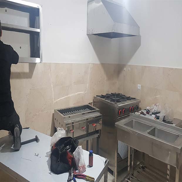 تجهیز آشپزخانه صنعتی شرکت پویا فرا تکنیک تهران سرخه حصار