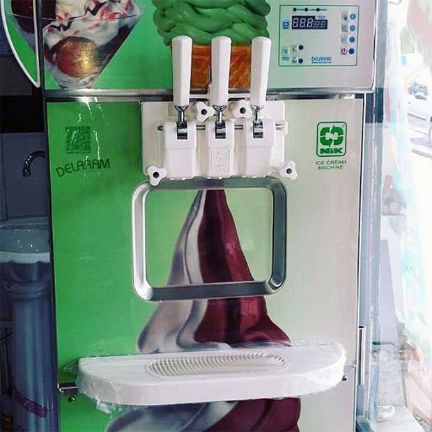 دستگاه بستنی ساز نیکنام مدل دلارام