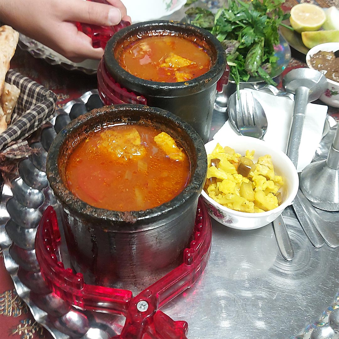 دیزی سرای رزینی در اندرزگو تهران
