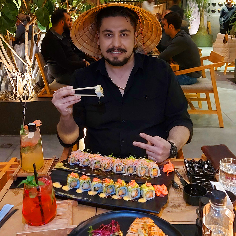 رستوران ژاپنی کلپ در پاسداران تهران با سوشی و موچی و قلیان